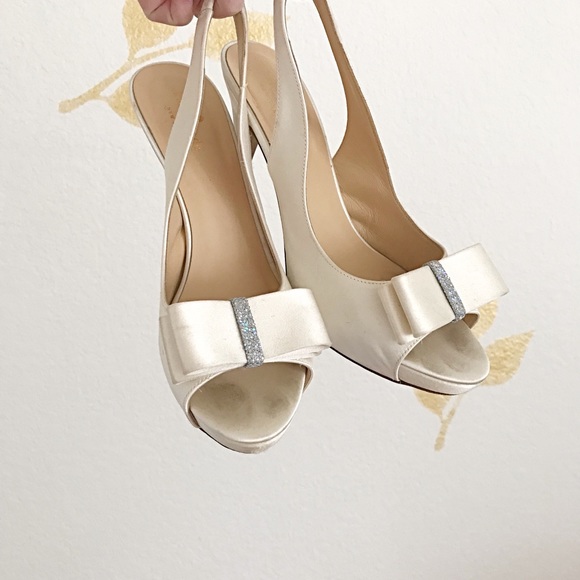 RARE Kate spade satin bow wedding heels sz 8.5 - Picture 3 of 8